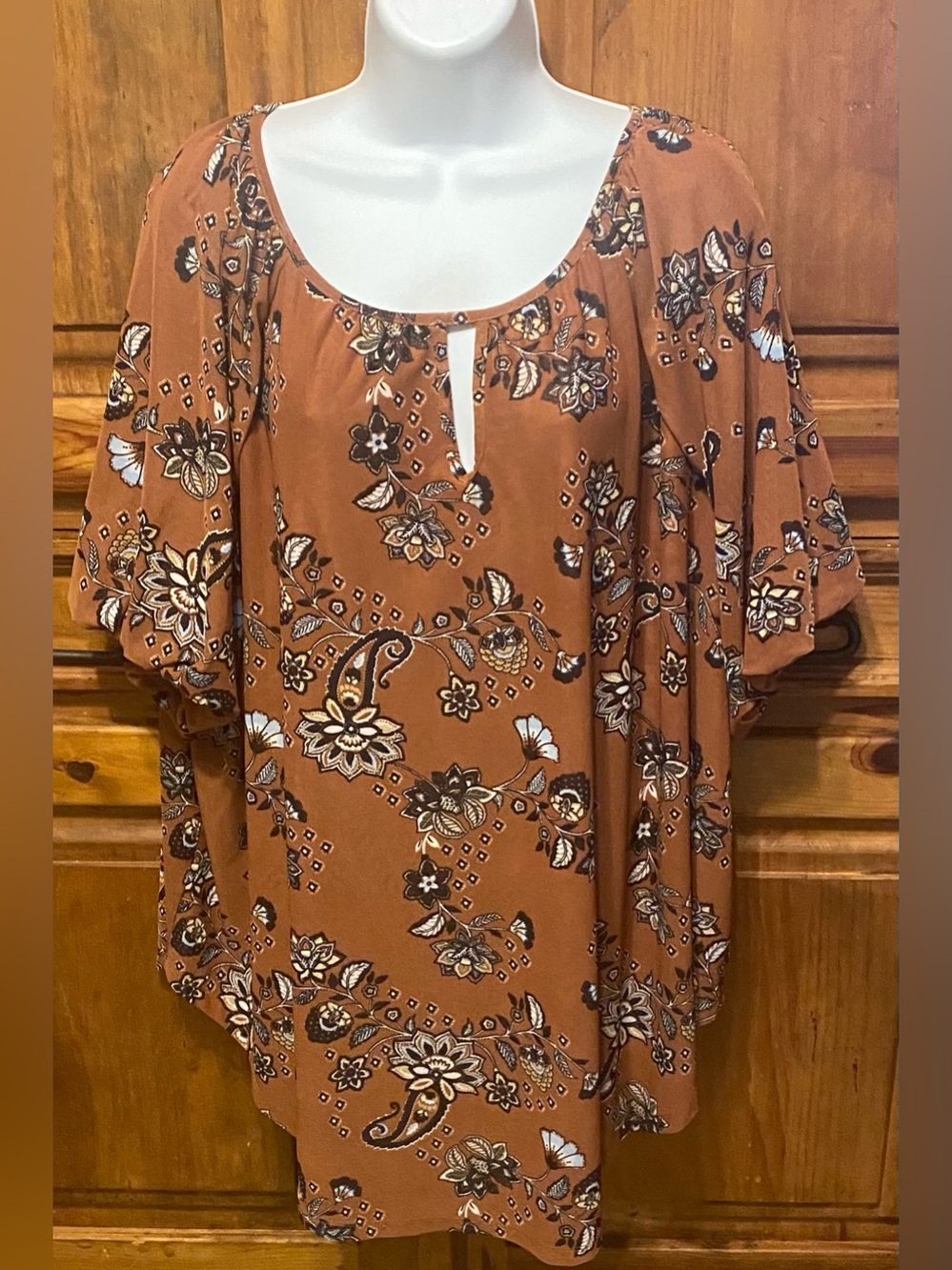 Lane Bryant Size 22/24 Rust Brown Floral
Paisley Mesh Overlay Blouse Top